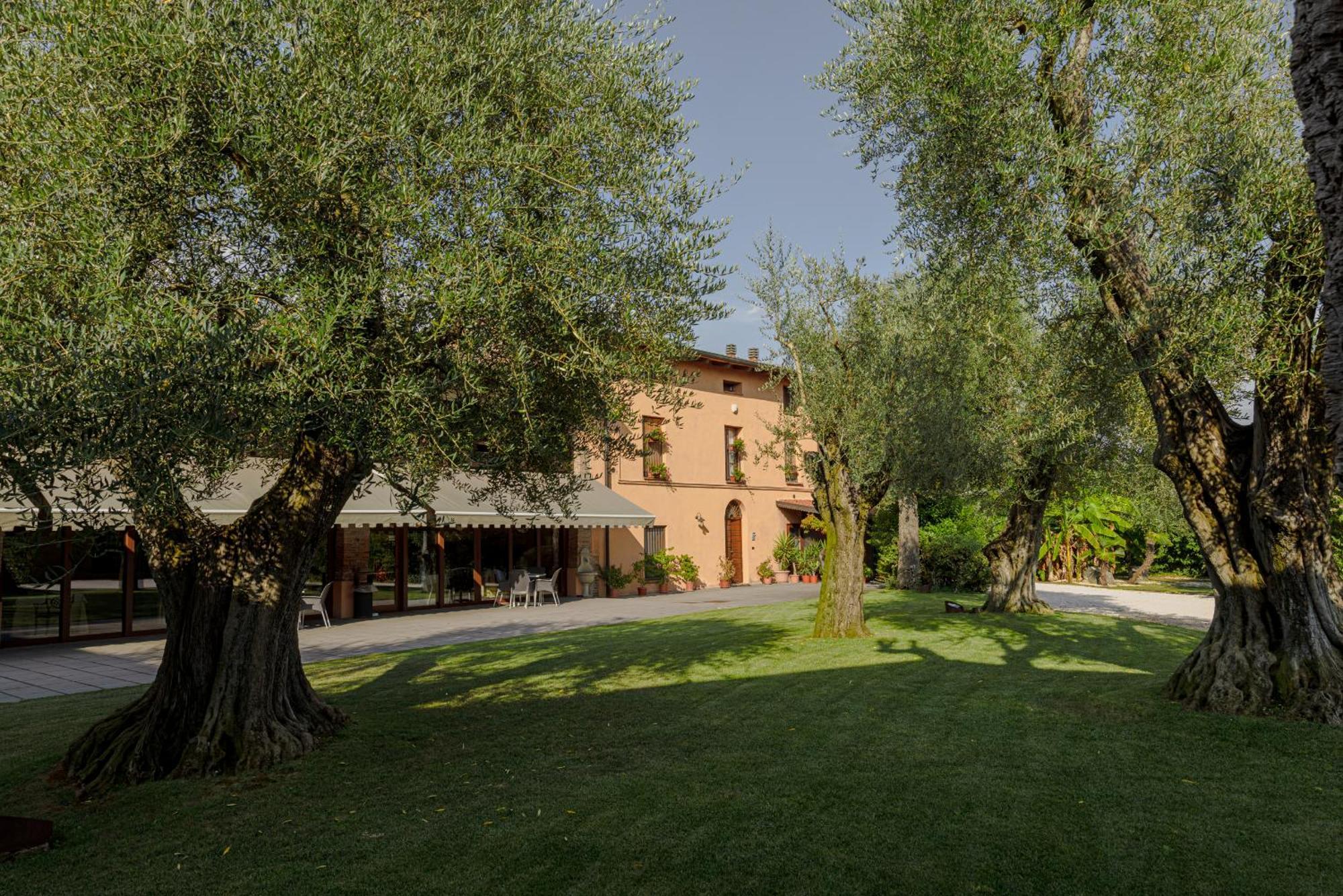 Agriturismo Ripa Del Bosco Capriolo Buitenkant foto